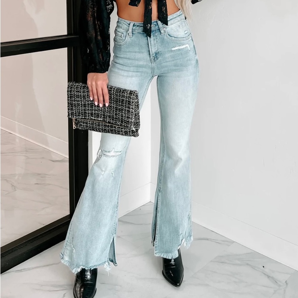 Hoyt Pursuit High Rise Risen Distressed Slit Flare Jeans (Light)